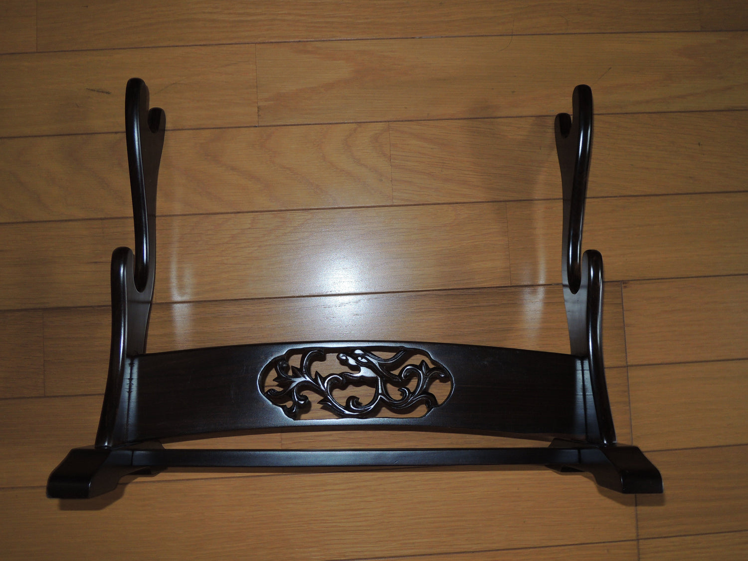 Antique and vintage furniture and Katanakake